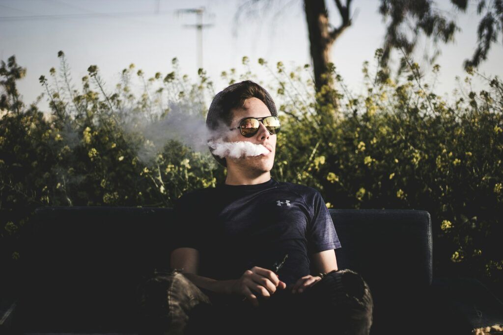 can you smoke weed in a vape pen Are Pens Bad for You? What Need to Know Before You Start Vaping Size_9mg/ml Product Colour:Sapphire Blue how to smoke a
